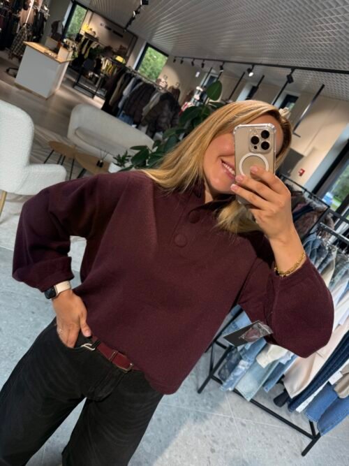 Megztinis Laura