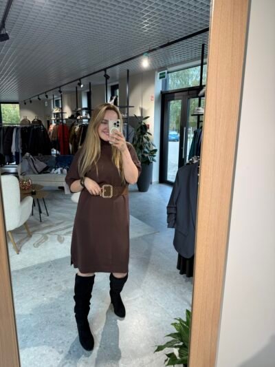 Smulkaus mezgimo suknelė LORA