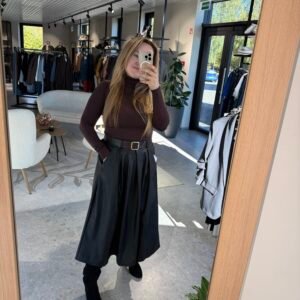 Juoda